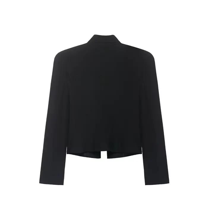 Veste Courte Femme Blazer avec Décoration Tressée et Boutons Dorés Épaulettes – Collection Printemps