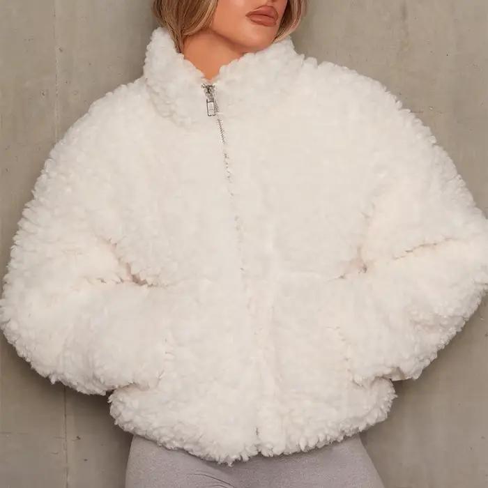 Manteau court en laine d'agneau pour femme, pardessus épais et chaud pour femme, vestes à col roulé 