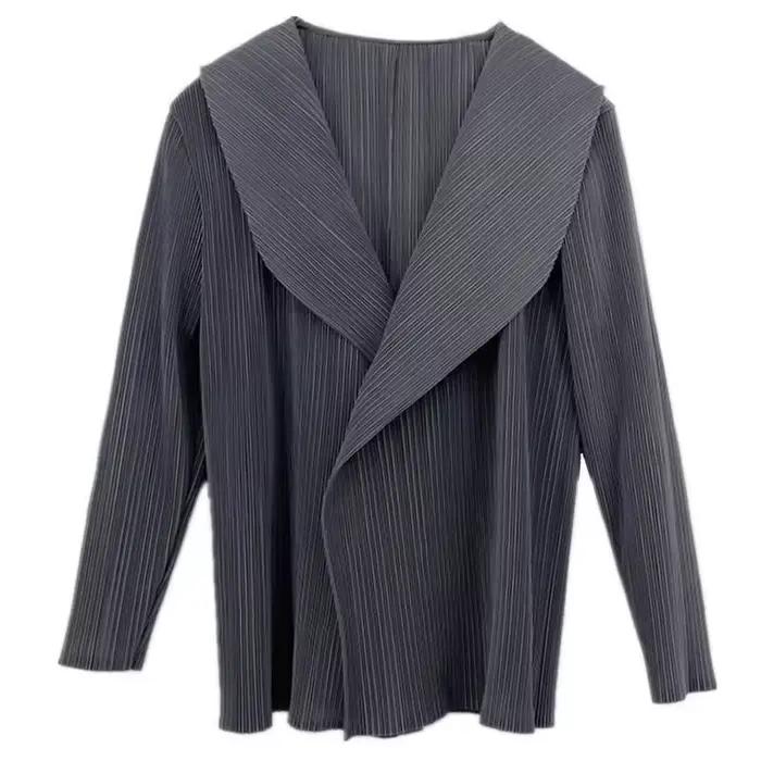 Veste femme Miyake plissée à manches longues Cardigan