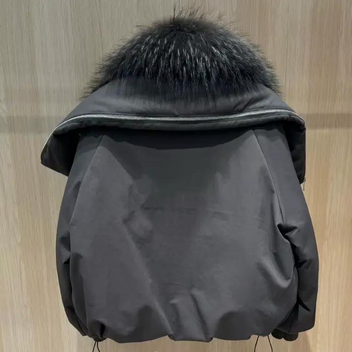 Doudoune Courte Femme Style Urbain Hiver 2026 – Col Montant Tendance