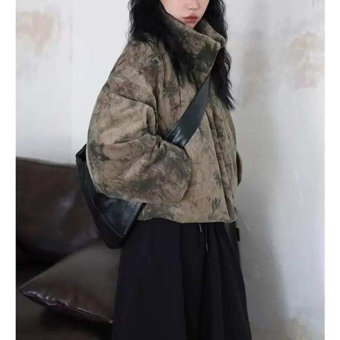 Doudoune courte pour femme avec Design Sense
