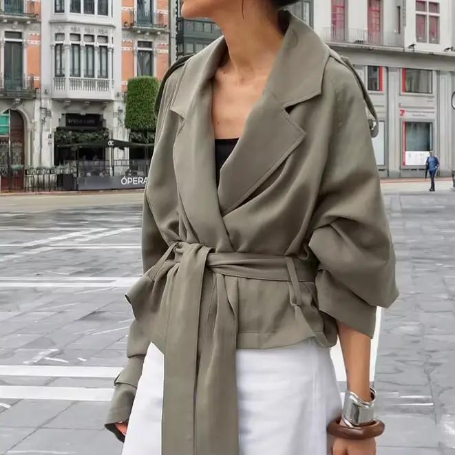 Trench-coat court pour femme