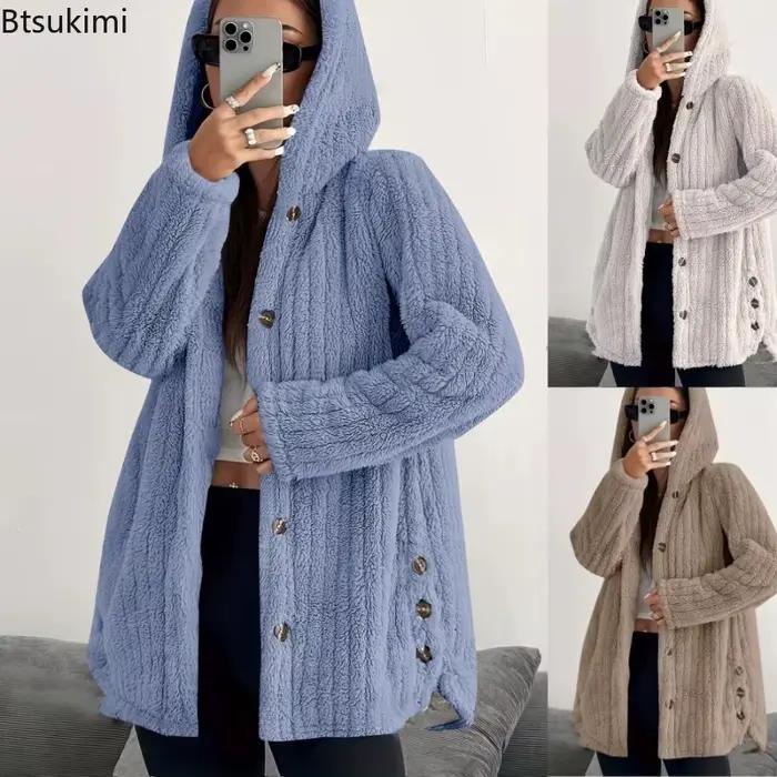 Manteau en fourrure à capuche boutonné