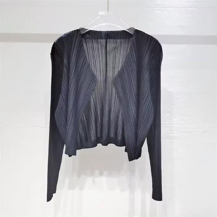 Vestes pour femmes Miyake Blouse femme mince crème solaire vêtements tempérament mère décontracté ample à manches longues Cardigan veste manteau