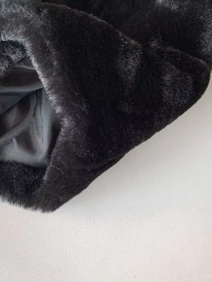 Veste à capuche en fausse fourrure pour femme