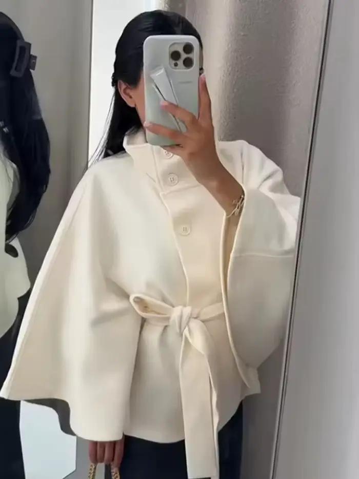 Manteaux Cape courts chauds pour femmes, manches évasées, ceinture, mélange de fausse laine, manteaux, automne hiver, veste élégante, vêtements, nouvelle collection 2025