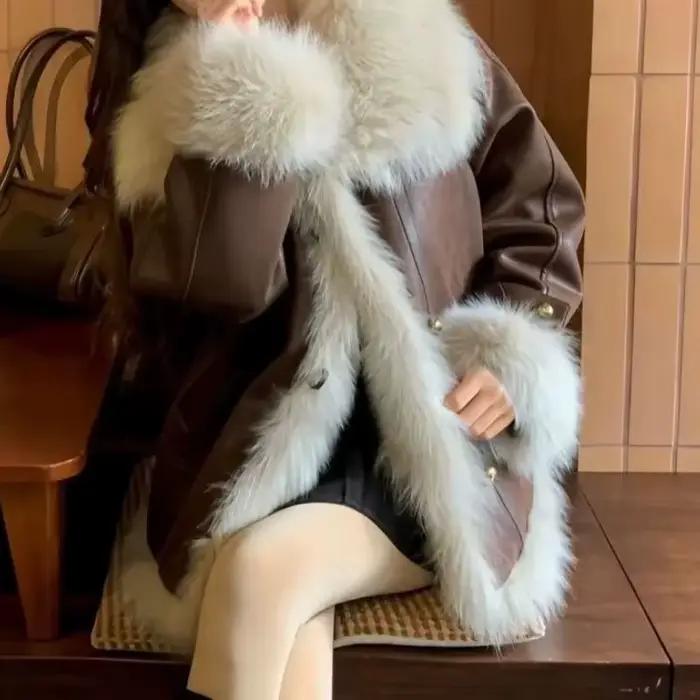 Parka avec revêtement en fourrure et cuir pour femme