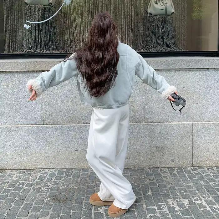 Manteau en fausse fourrure pour femme, veste matelassée unie, col rabattu, manches longues, fermeture éclair, coupe droite, style bureau décontracté, hiver 2026