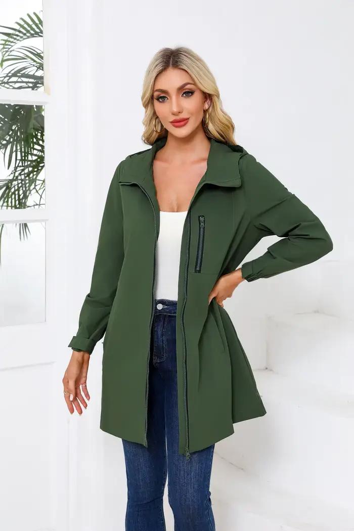 Veste coupe-vent à capuche pour femmes