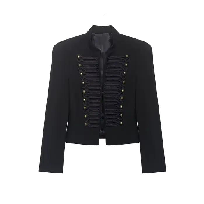 Veste Courte Femme Blazer avec Décoration Tressée et Boutons Dorés Épaulettes – Collection Printemps 2026