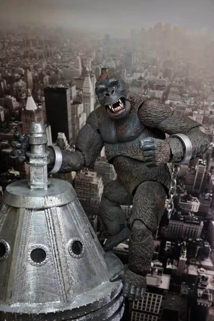 Figurine articulée en PVC King Kong original avec avion, jouets modèles 16 cm