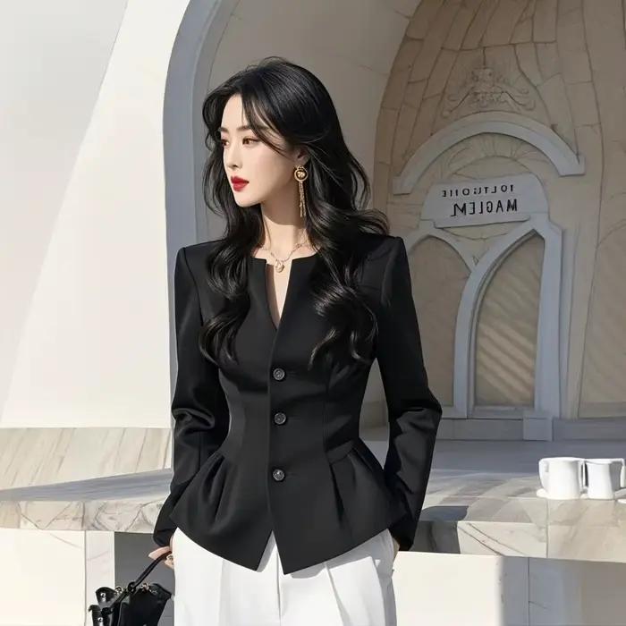 Veste courte légère de luxe et de tempérament français Unique pour femmes