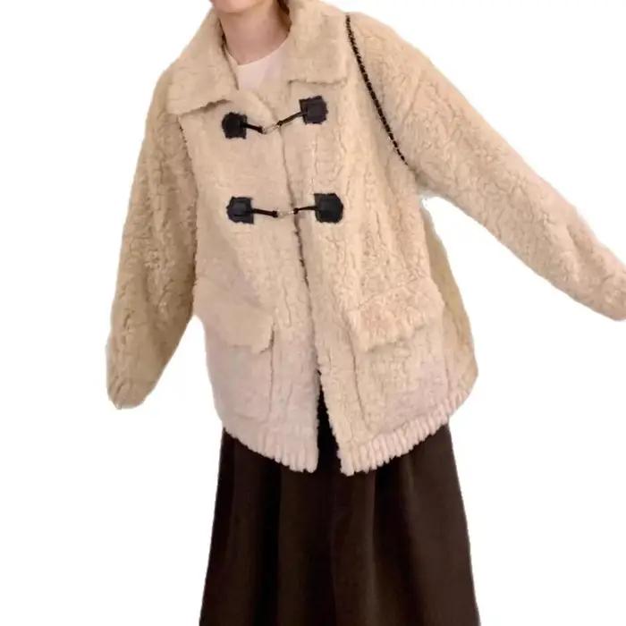 Manteau en polaire d'agneau doux et doux à revers pour femmes