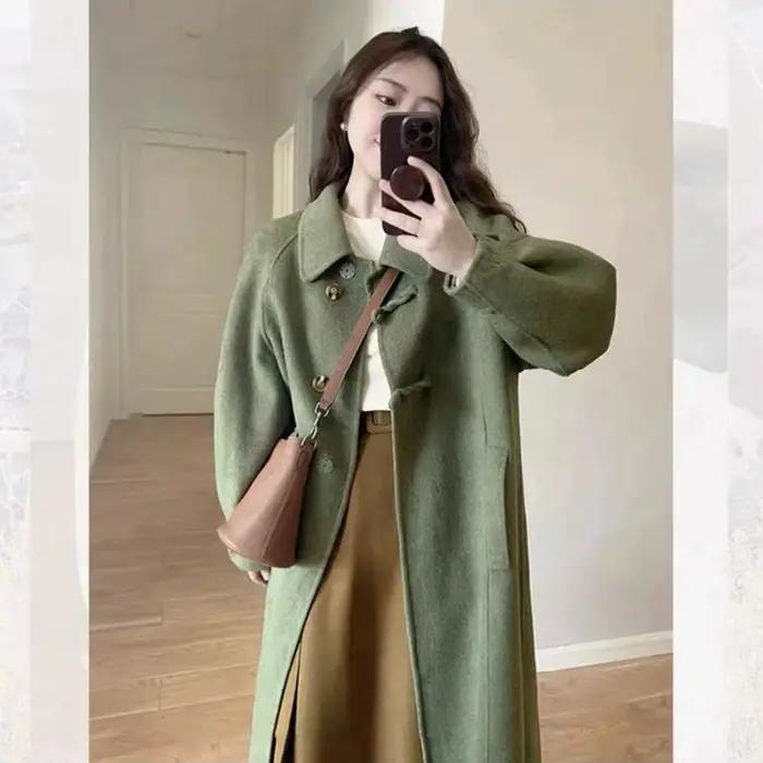 Manteau en Laine Mi-Long pour Femmes Grandes Tailles, Style Hepburn Vert Automne-Hiver, Design Éléga
