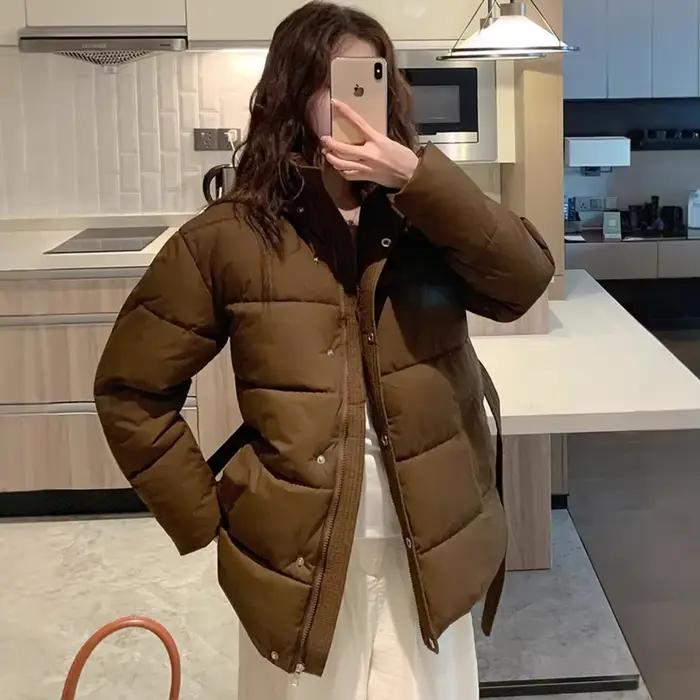 Doudoune et veste en coton 2026 – Nouvelle collection automne-hiver – Modèle mi-long à capuche avec lacets