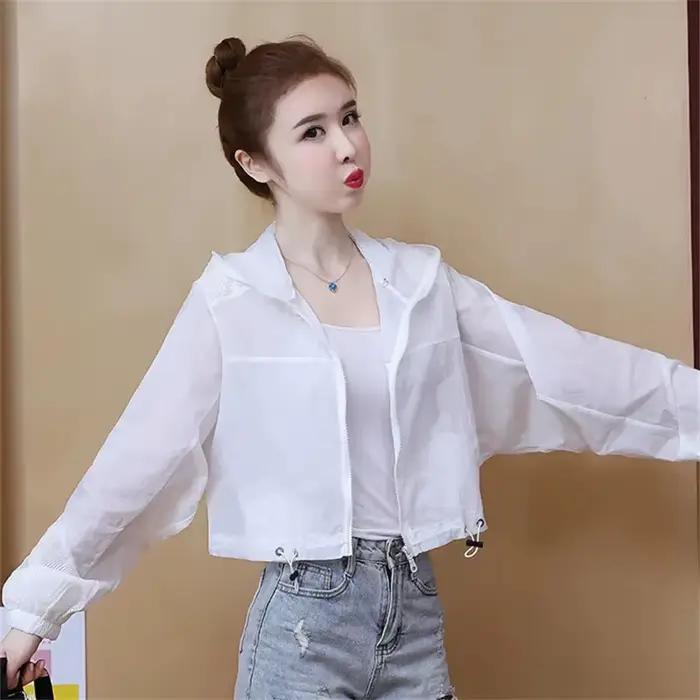 Veste féminine mince à capuche pour printemps et été, protection solaire, fermeture éclair ample, style décontracté, vêtements d'extérieur