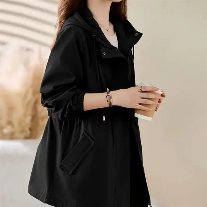 Trench-Coat militaire couleur chameau pour femmes, nouvelle mode printemps automne 2025, coupe cintrée et amincissante, Design à capuche Simple
