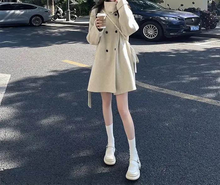 Manteau en laine de couleur unie pour femme