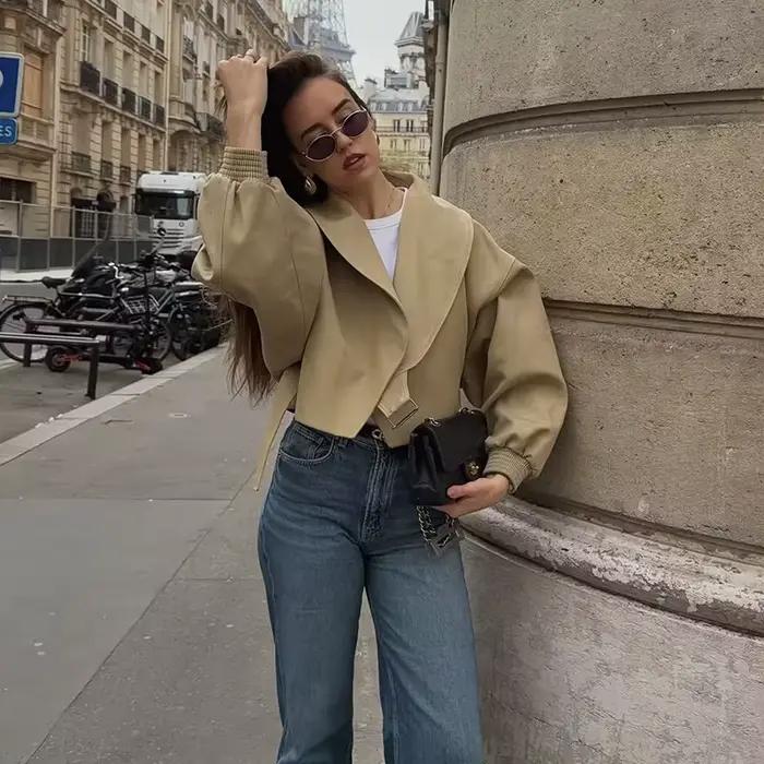 Vestes Courtes Femme Printemps 2026 Nouvelle Collection Manches Chauve-Souris Élégantes Chic Blouse Courte Tendance Jeunesse Vacances Streetwear Manteaux Chauds