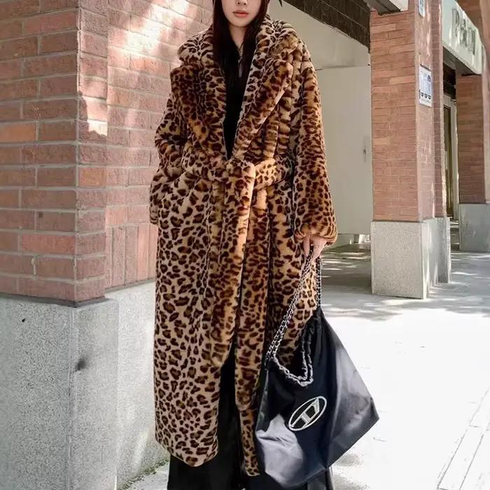 Manteaux en fausse fourrure léopard pour femmes, manteau Long imprimé Imitation fourrure de renard, épais et chaud, col rabattu, ceinture, vêtements d'extérieur, hiver