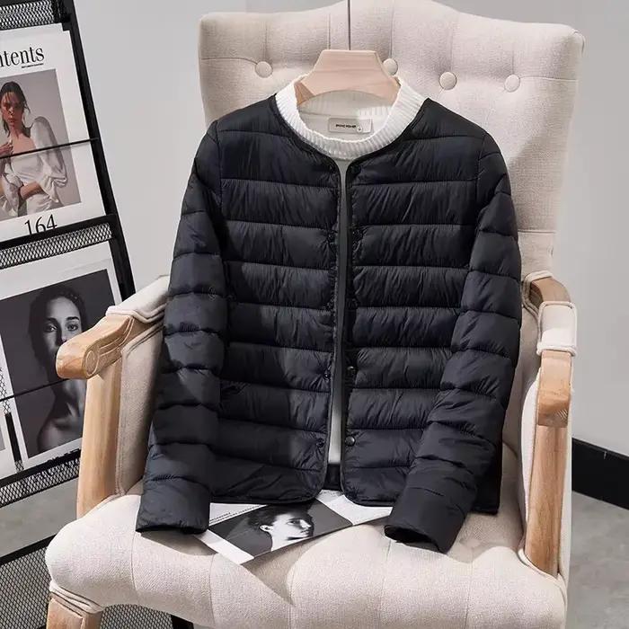 Parka d'hiver à capuche et col rond pour femme