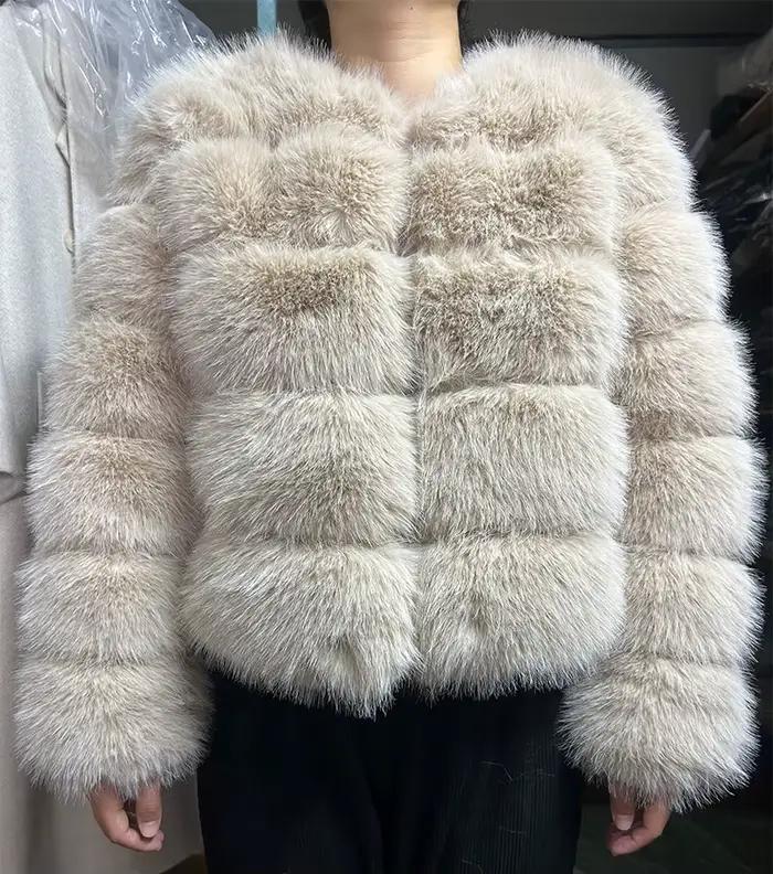 Manteau en fausse fourrure de raton laveur pour femme