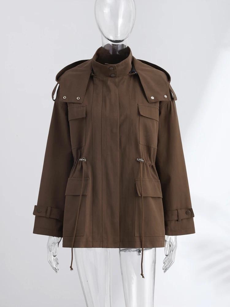 Manteau à capuche multi-poches avec cordon de serrage pour femme, col montant, épaulettes, manches l